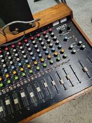 KELSEY 16+3 Mixer Vintage Midi Good Condition With The Case