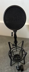 Rode Podcaster USB Microphone White + Shock Mount with Detachable Pop Filter