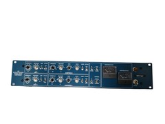 Behringer 369 2-channel Rackmounted Stereo Compressor – Missing Knobs