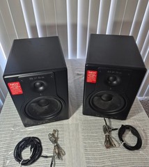 M-Audio Studiophile BX8a 8″ Active Studio Monitor Speakers (Pair) – Tested