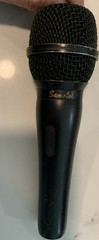 Sam Ash Handheld/Stand-Held Wired Microphone Black On/Off Switch Audio Mic