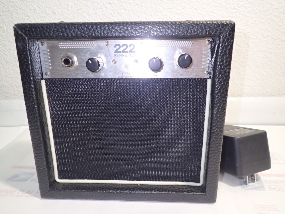 222 by First Act Portable Practice Guitar AMP Amplifier AL104 w/ Power Adapter
