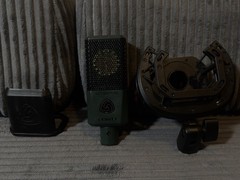 Vida Edition LEWITT LCT 440 PURE XLR Mic w/ Shock Mount Green