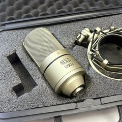 MXL 990 Large Diaphragm Condenser Microphone XLR with Shock Mount & Case