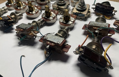 23 Potentiometers & Foot Switches For Vintage Moog Synthesizers