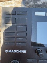 Native Instruments MASCHINE MK3 MIDI Controller