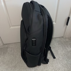 Fenruien Leisure Light Business Black Laptop Backpack Travel Bag