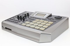 Roland SP-606 Sampling Workstation Ver.1.11 W/CF 128MB Adapter(100-240V) From JP