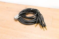 Mogami 2932 DB25 Male to (8) 1/4″ TRS Male Breakout Cable – 15′ CG011PK