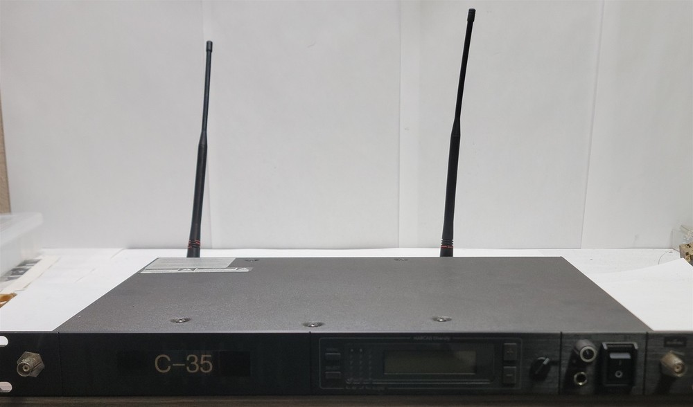 Shure U4S-J4 UHF Marcad Diversity Wireless Receiver 554-584MHz w/ power cable