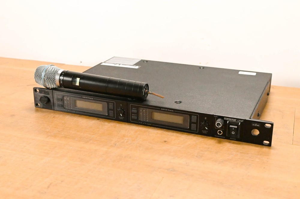 Shure U4D-J4 Dual Wireless Receiver with U2/BETA87A Handheld – J4 Band CG01YHF
