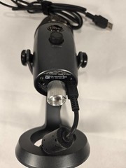 Logitech Blue Yeti Nano Black Premium USB Microphone 888-000154 + Pop Filter
