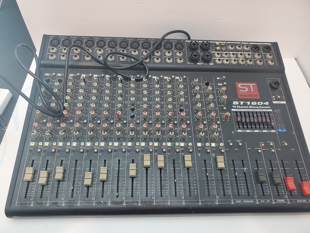 SoundTech ST1604 – 16 Channel Mixing Console – PLEASE READ