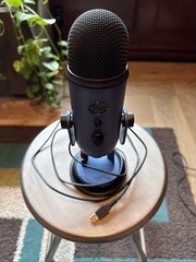 Logitech Yeti Condenser Cardioid Microphone – Blue