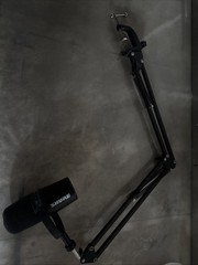 Shure MV7