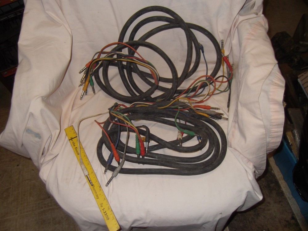two Cables Musical Instruments gear 8 Pin 13.5′ each