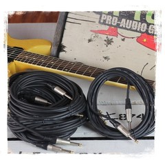 FAT TOAD 20FT Guitar Cables 6 Pack Bundle & 4x BLACK MOUNTAIN Tagua Guitar Picks