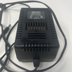Mutec YA-5 AC DC Adaptor Power Supply for Yamaha Keyboards – 12V 2 Amps