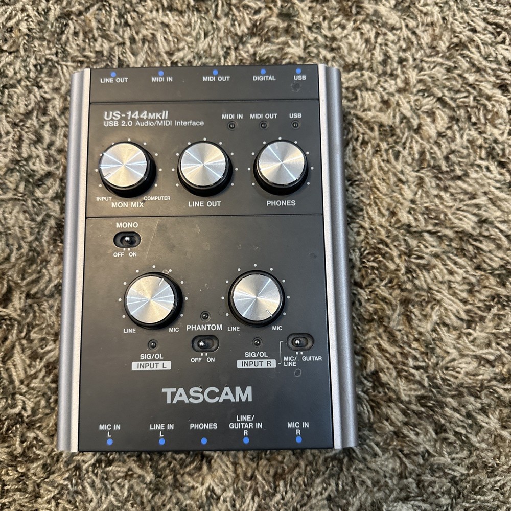 TASCAM US-144MKII USB 2.0 Audio Interface MIDI I/O, XLR, phantom