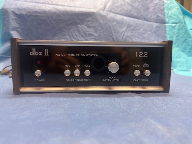 DBX II 122 noise reduction system