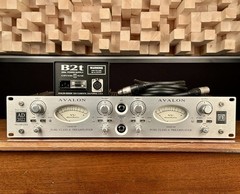 Avalon AD2022 Dual Channel Microphone Preamp. AD 2022. Great Condition!