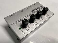 MICROAMP HA400 Ultra-Compact 4 Channel Stereo Headphone Amplifier