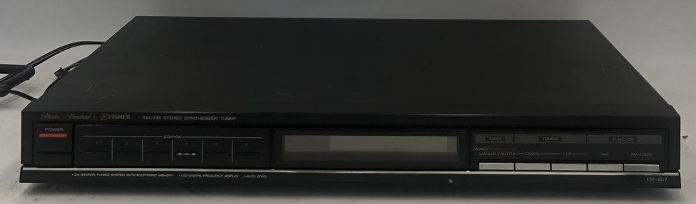 Fisher FM-857 AM/FM Stereo Synthesizer Tuner