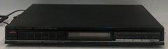 Fisher FM-857 AM/FM Stereo Synthesizer Tuner