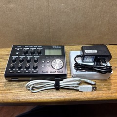 Tascam DP-004 PocketStudio Recorder Bundle Please Read Description