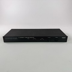 Shure – L4-CE Diversity Wireless Receiver VHF 169.445-216.100MHz MARCAD Antennas
