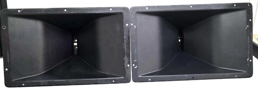 Pair EV Electro-Voice HP940 Horns Only No Drivers