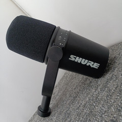 Shure Mv7-K-J Dynamic Microphone good condition JP USED