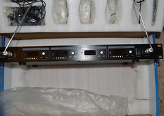 Professional Wireless Microphone GDT-Audio G-380 4 Channel Bodypack System