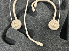 Peavey PVM-4N Headset Microphone with Case, 4.5′ cable Beige Color – Used