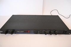 Yamaha REV100 Digital Stereo Reverb Effects Processor 16Bit 44.1kHz Used