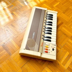 Bontempi Memoplay (Italy, 1981) Vintage Toy Synth Organ Keys! Original Manual!