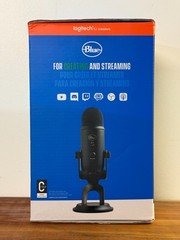 Blue Yeti Premium USB Microphone Blackout Edition w/Foam Windscreen (Open Box)