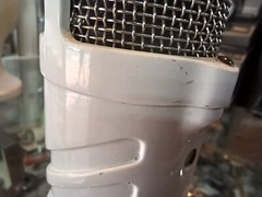 RODE PODCASTER MICROPHONE WHITE | MADE IN AUSTRALIA