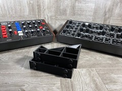 L40º Universal Stand for Behringer Modules & Moog 60-104 HP Eurorack Case -BLACK