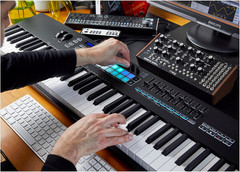 Launchkey 88 [MK3] – Premium 88-Note MIDI Keyboard for Expressive Music Creation