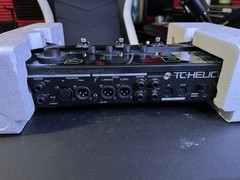 TC-Helicon VoiceLive 3 Extreme Multi-Effects Processor Pre Owned Works Great