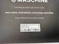 Maschine Mikro MK2 White Native Instruments Drum Beats Melodies Samples