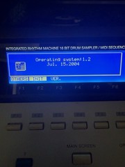 Akai MPC 2000XL