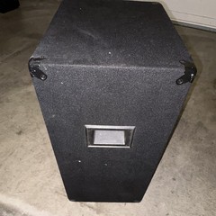 RadioShack 40-215 Passive PA Speaker 150W RMS 8 Ohm Wired 1/4″ Black