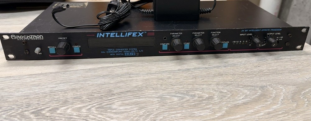 Vintage Rocktron Intellifex Blackface Multi Effects Rack-Mount Parts Or Repair