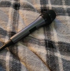 Singing Machine SMM205 Unidirectional Dynamic Wired Microphone Black
