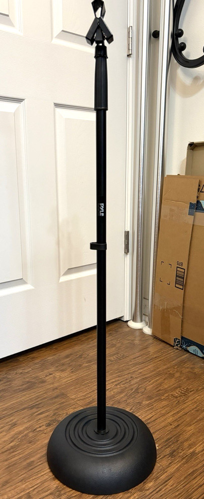 Pyle Adjustable Microphone Stand – Universal Mic Stand