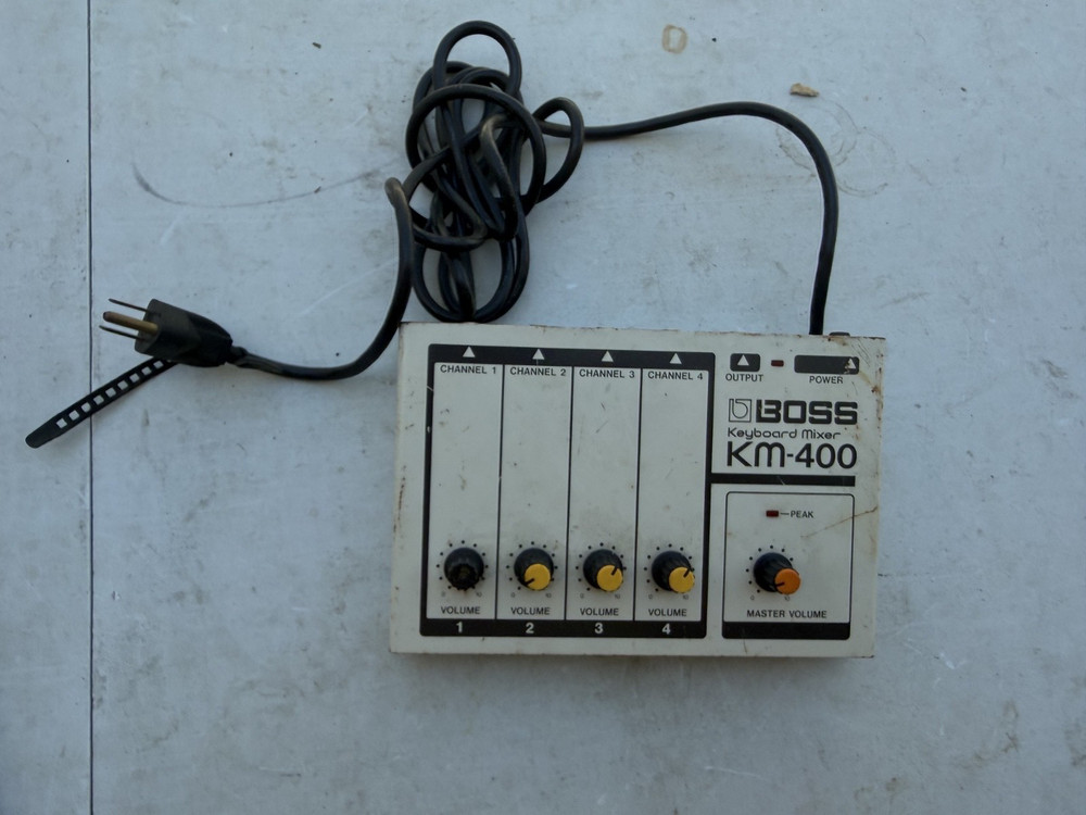 BOSS KM400 Keyboard Mixer 4Channel Vintage Compact Tested item from Japan YT11