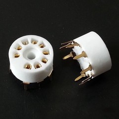 lanema 5pcs Ceramic 9 Pin B9A PCB Mount Tube Socket for 12AX7 12AT7 12AU7…
