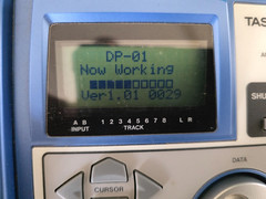 TASCAM DIGITAL PORTASTUDIO DP-01 RECORDING WORKSTATION